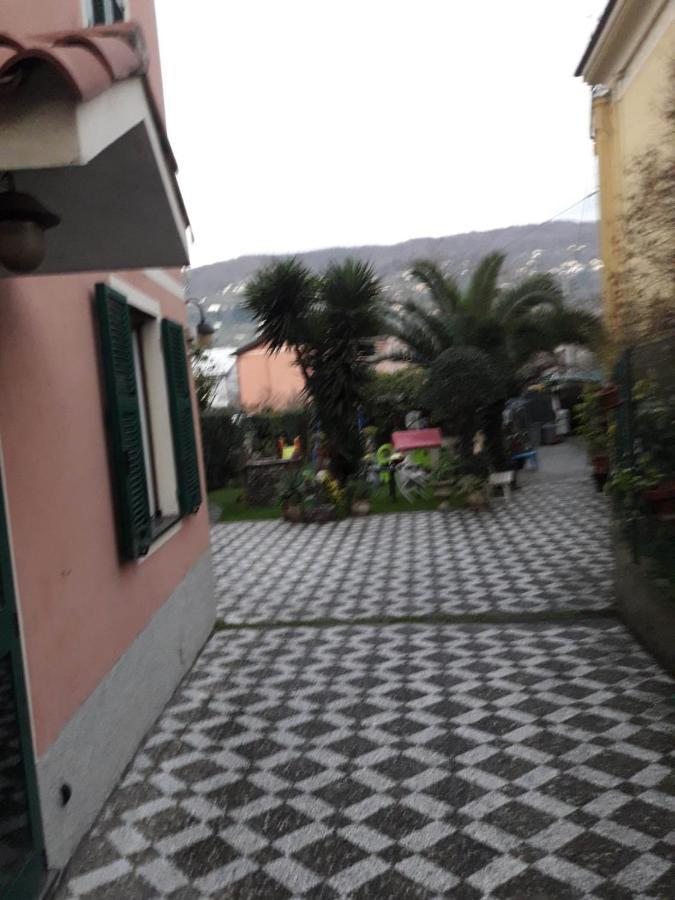 L'Angolo Di Chiavari Bagian luar foto